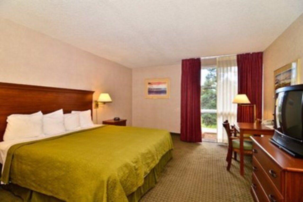 Aiden By Western Hotel 3*